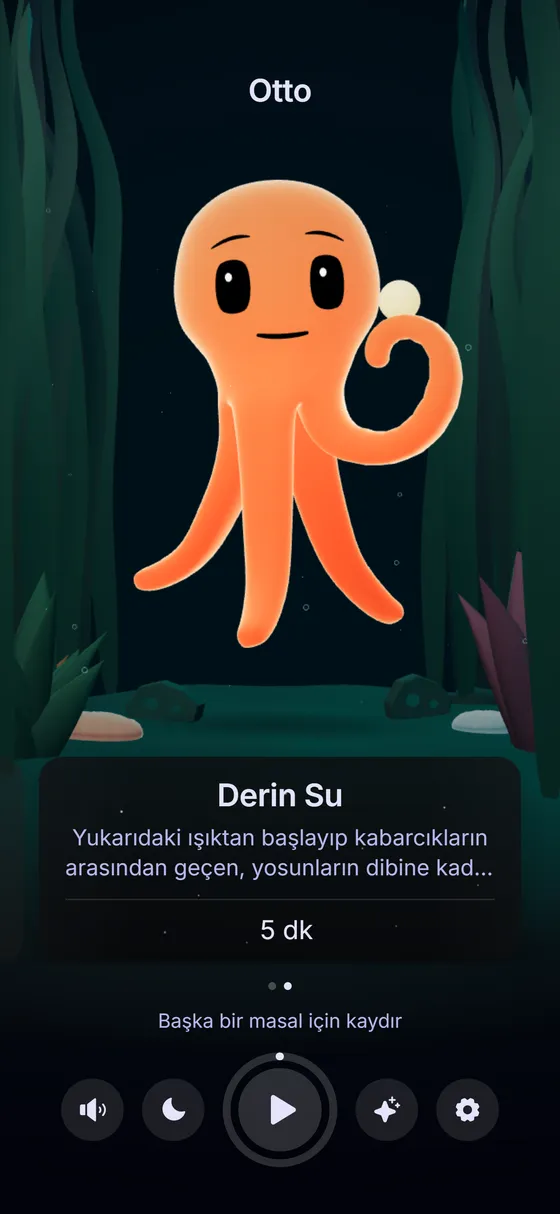 Otto, deniz dibindeki yosun oyuğunda, elinde bir inciyle